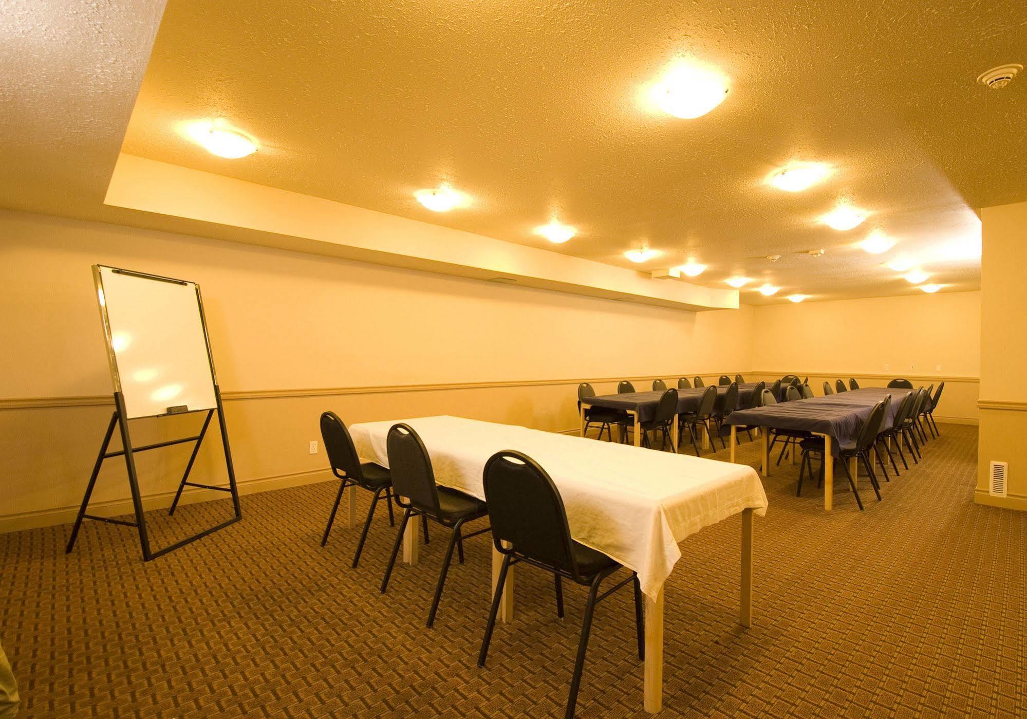 Lone Star Hotel North Battleford Esterno foto